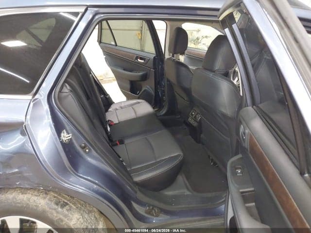 2017 SUBARU OUTBACK 3.6R LIMITED 8