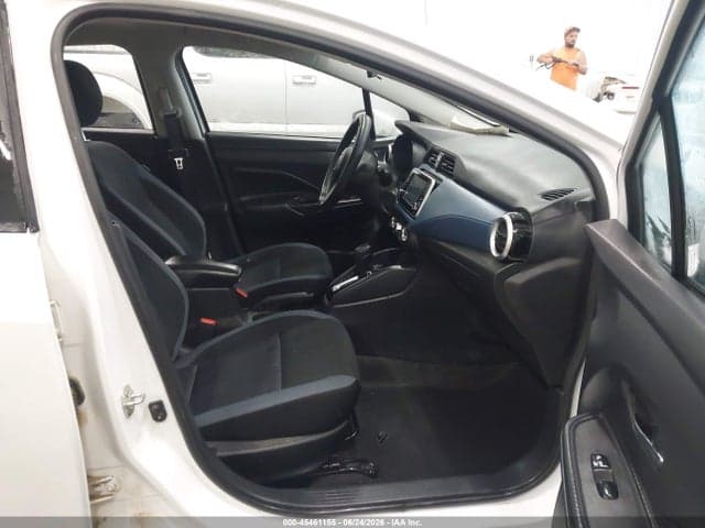2025 NISSAN VERSA 1.6 SV 5