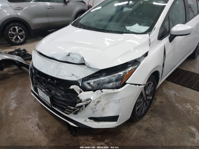2025 NISSAN VERSA 1.6 SV 6