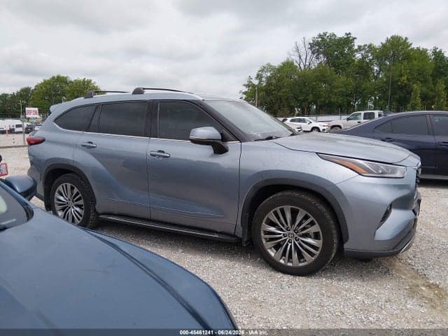 2021 TOYOTA HIGHLANDER PLATINUM 14