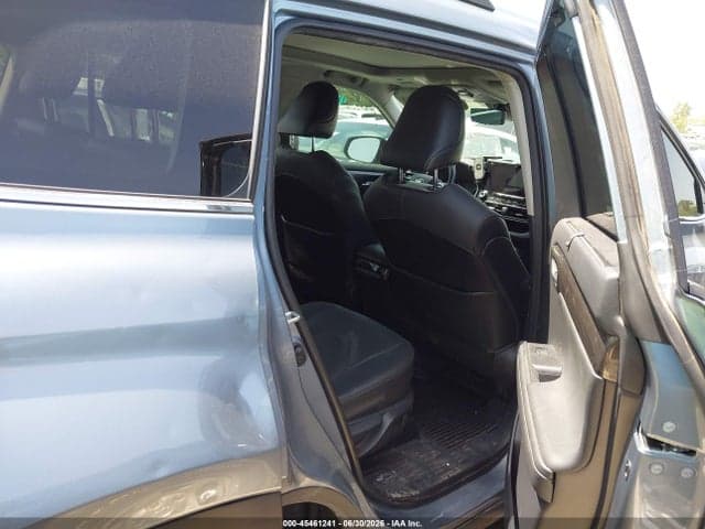 2021 TOYOTA HIGHLANDER PLATINUM 8