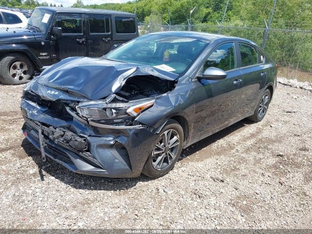 2022 KIA FORTE LXS 2