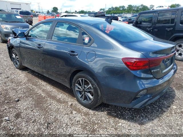 2022 KIA FORTE LXS 3