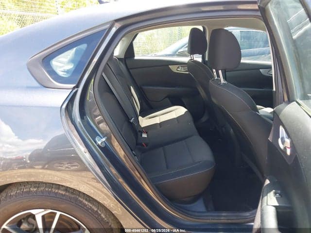 2022 KIA FORTE LXS 8