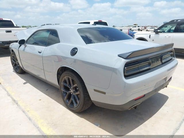 2021 DODGE CHALLENGER SXT 3