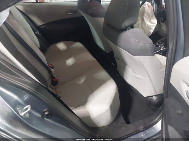2021 TOYOTA COROLLA LE 8