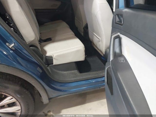 2018 VOLKSWAGEN TIGUAN 2.0T SE/2.0T SEL 8
