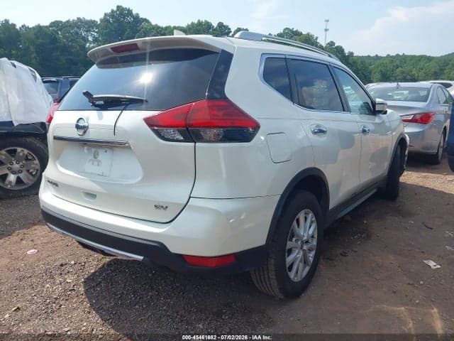 2017 NISSAN ROGUE SV 4