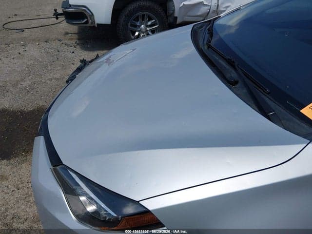 2019 TOYOTA COROLLA LE 6