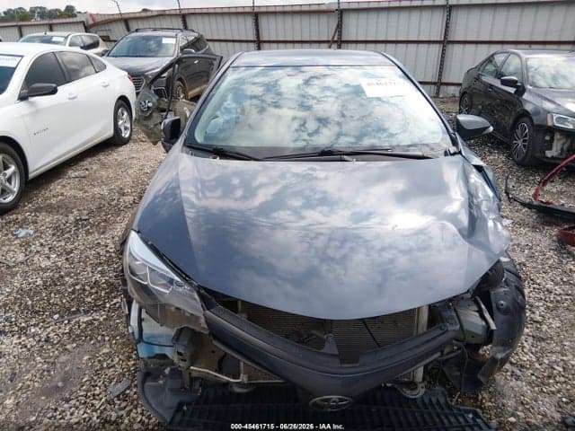 2019 TOYOTA COROLLA SE 12