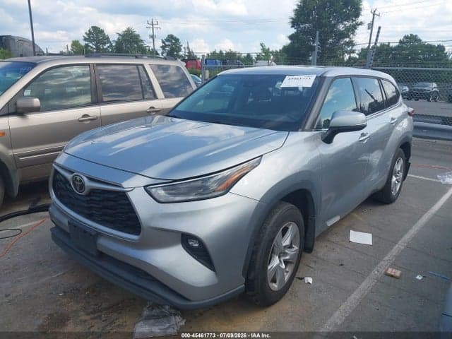 2021 TOYOTA HIGHLANDER LE 2