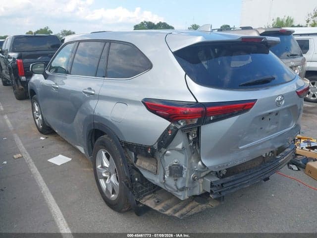 2021 TOYOTA HIGHLANDER LE 3