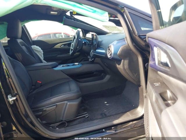 2024 CHEVROLET EQUINOX EV LT 5