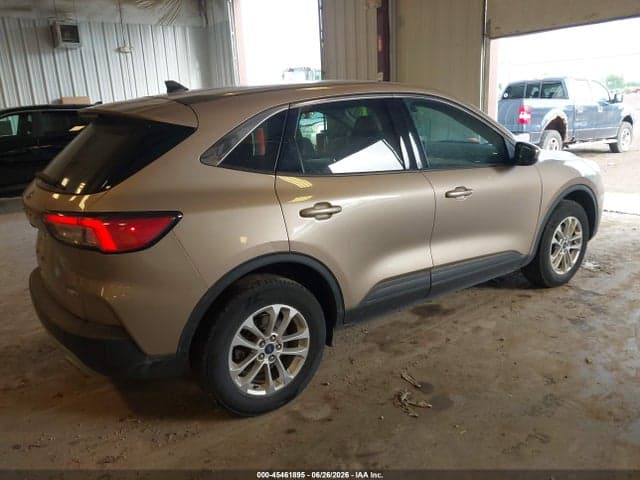 2020 FORD ESCAPE SE 4