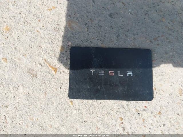 2025 TESLA MODEL 3 11