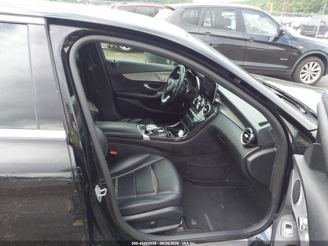2018 MERCEDES-BENZ C 300 4MATIC 5