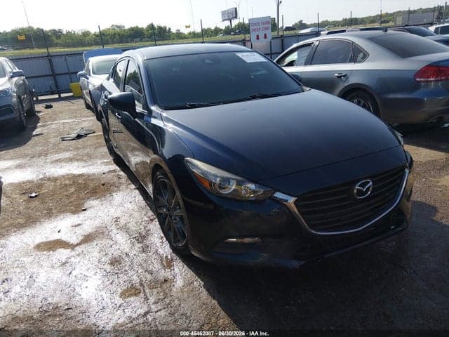 2018 MAZDA MAZDA3 TOURING 1