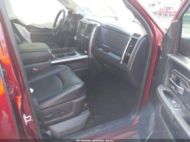 2017 RAM 1500 SPORT 4X2 6'4 BOX 5