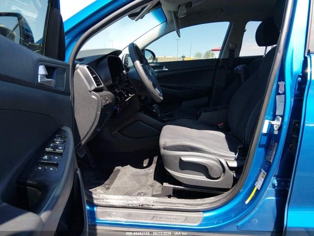2020 HYUNDAI TUCSON SE 5