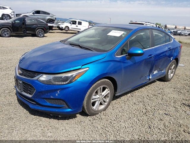 2017 CHEVROLET CRUZE LT AUTO 2