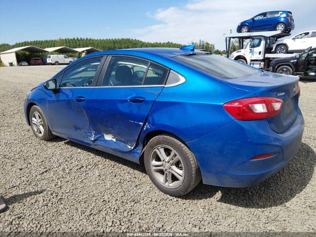2017 CHEVROLET CRUZE LT AUTO 3
