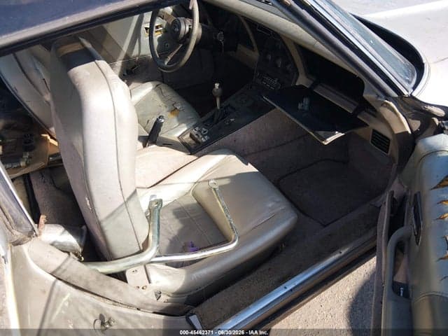 1982 CHEVROLET CORVETTE 5