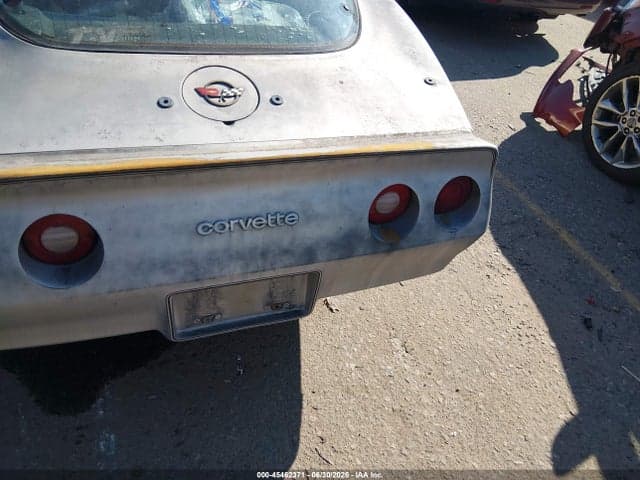 1982 CHEVROLET CORVETTE 6