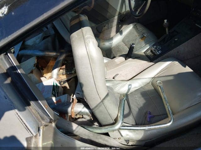 1982 CHEVROLET CORVETTE 8