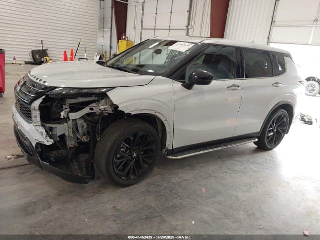 2022 MITSUBISHI OUTLANDER BLACK 2