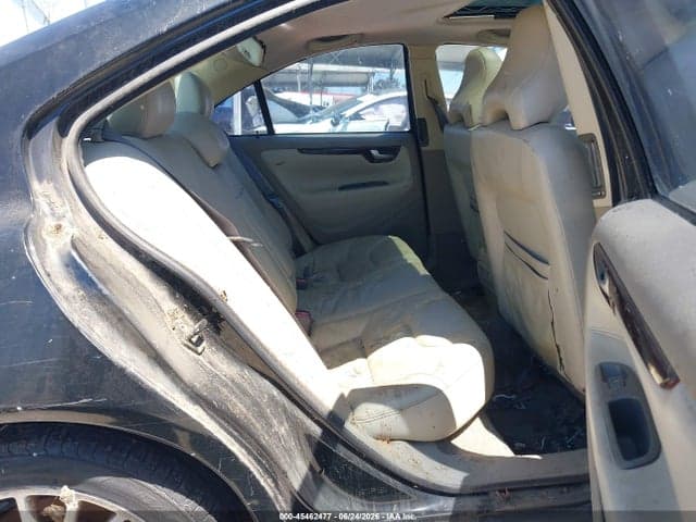 2001 VOLVO S60 2.4T 8