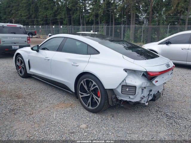 2022 AUDI RS E-TRON GT QUATTRO 3