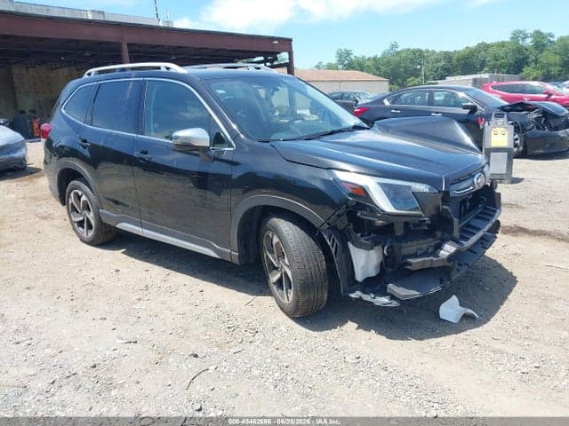 2023 SUBARU FORESTER TOURING 1