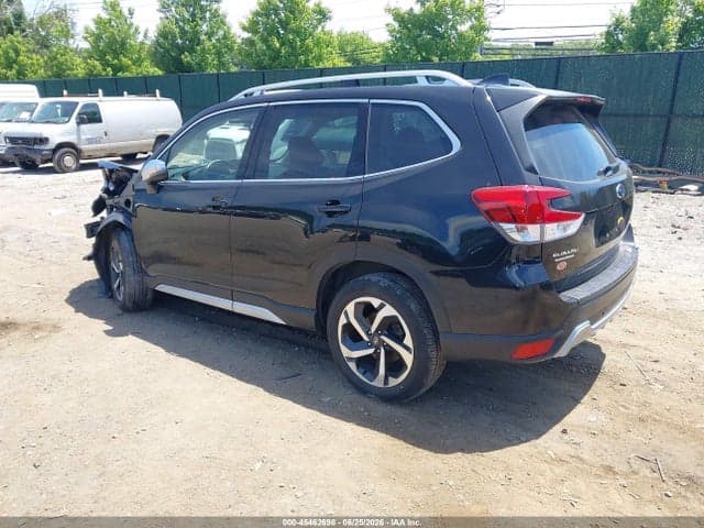 2023 SUBARU FORESTER TOURING 3