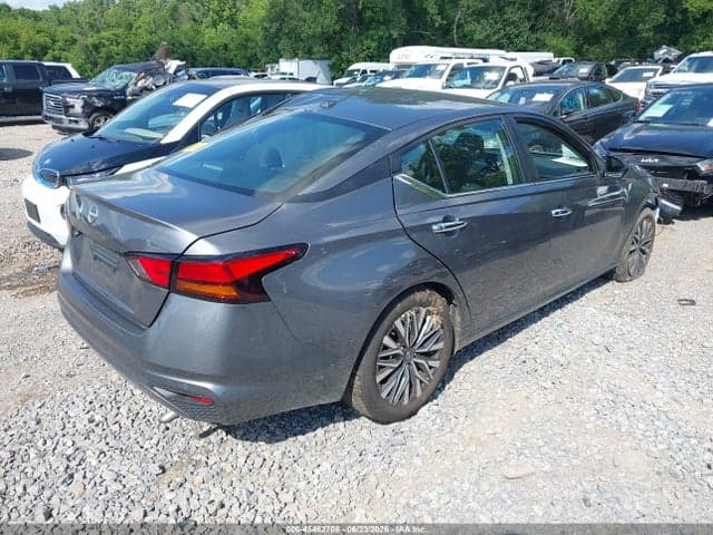 2025 NISSAN ALTIMA SV FWD 4