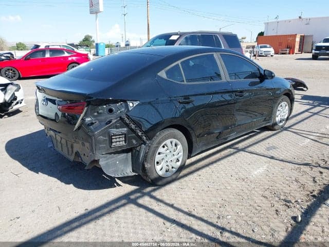 2020 HYUNDAI ELANTRA SE 4