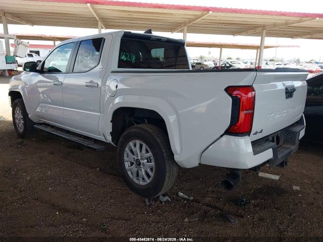 2026 TOYOTA TACOMA SR5 3