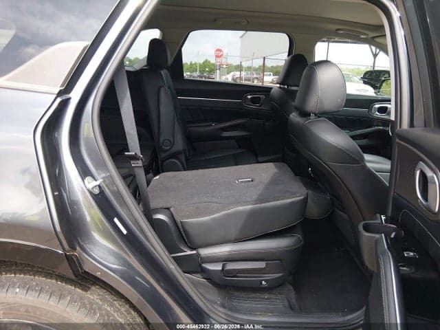 2021 KIA SORENTO SX 8