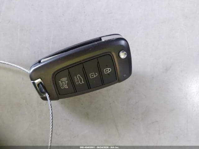2023 HYUNDAI ELANTRA SE 11