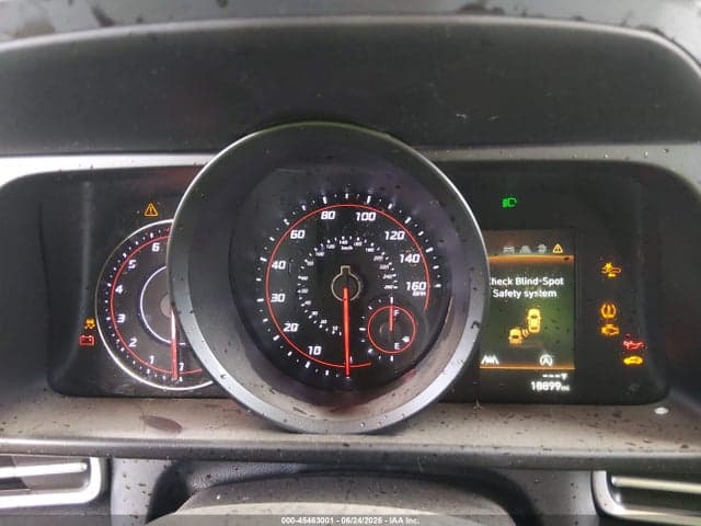 2023 HYUNDAI ELANTRA SE 7