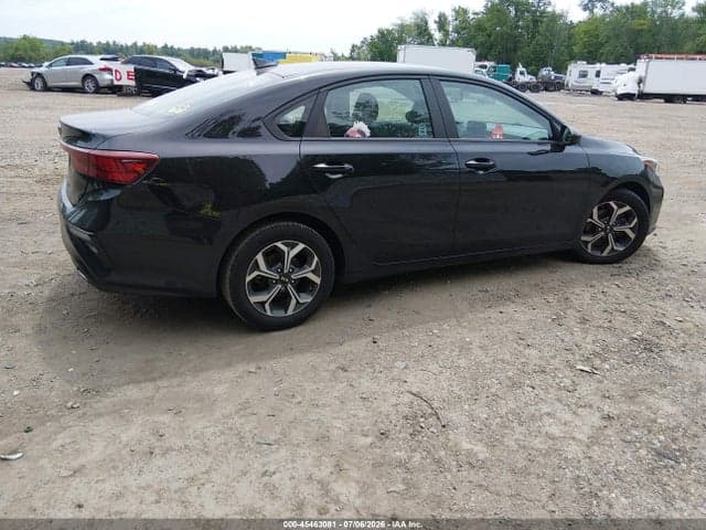 2021 KIA FORTE LXS 4