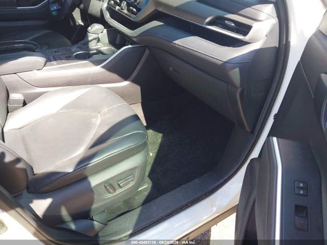 2020 TOYOTA HIGHLANDER XLE 5
