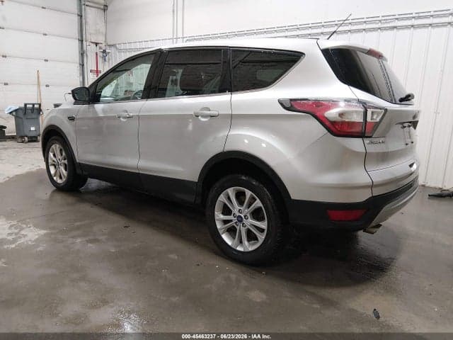 2017 FORD ESCAPE SE 3