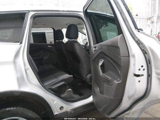 2017 FORD ESCAPE SE 8