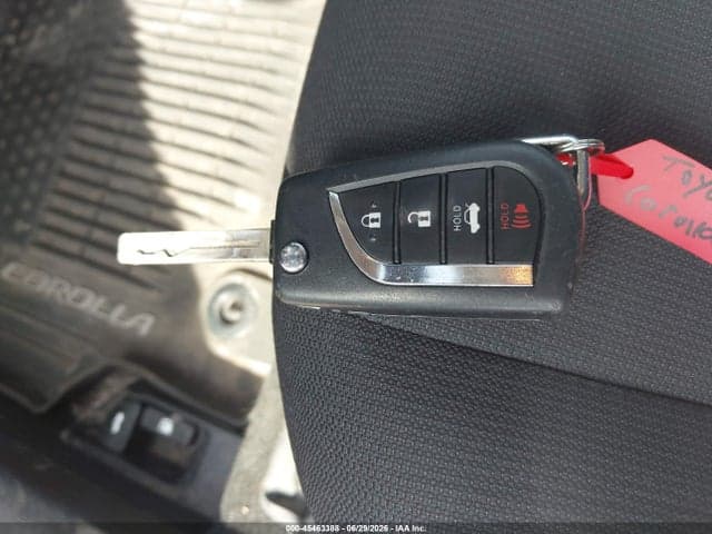 2021 TOYOTA COROLLA LE 11