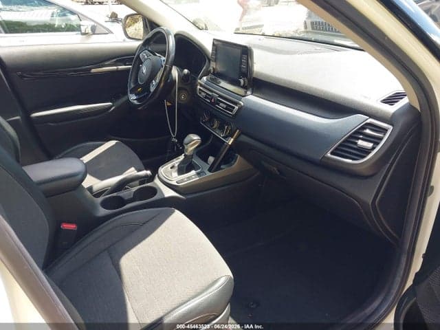 2021 KIA SELTOS S 5