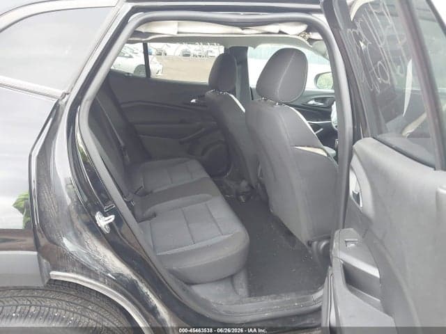 2024 CHEVROLET TRAX FWD SP 8