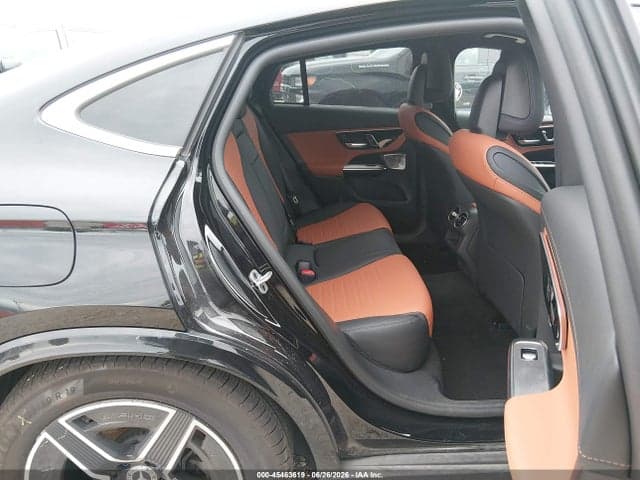 2025 MERCEDES-BENZ GLC 300 4MATIC COUPE 8