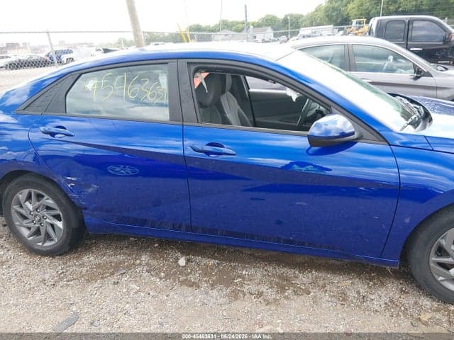 2024 HYUNDAI ELANTRA SEL 13