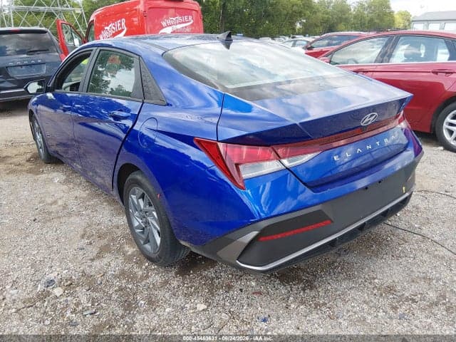 2024 HYUNDAI ELANTRA SEL 3