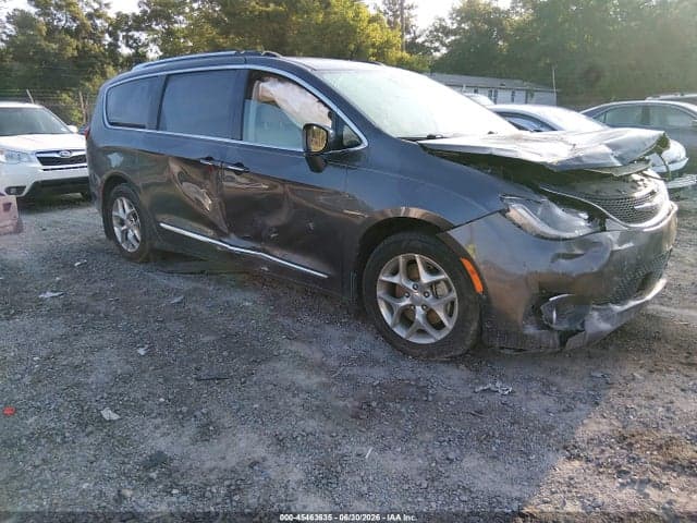 2017 CHRYSLER PACIFICA LIMITED 1